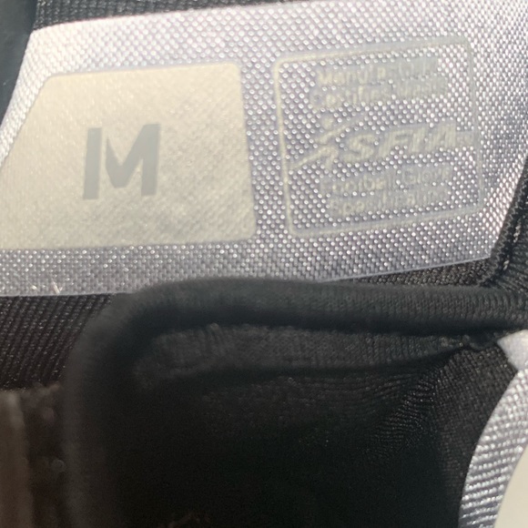 Nike D-Tack Lineman Football Gloves (Size Medium) - Picture 9 of 9